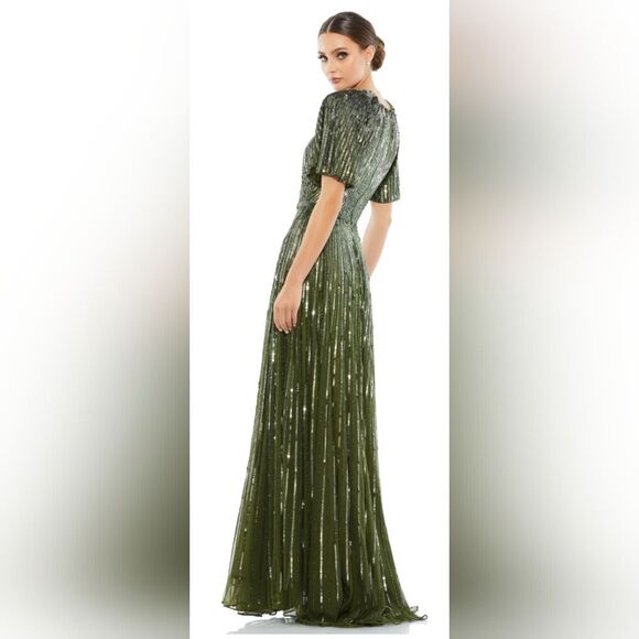 Mac Duggal SHORT SLEEVE OMBRE SEQUINED EVENING GOWN NWOT size 4 Olive Green 4913 - Picture 2 of 7